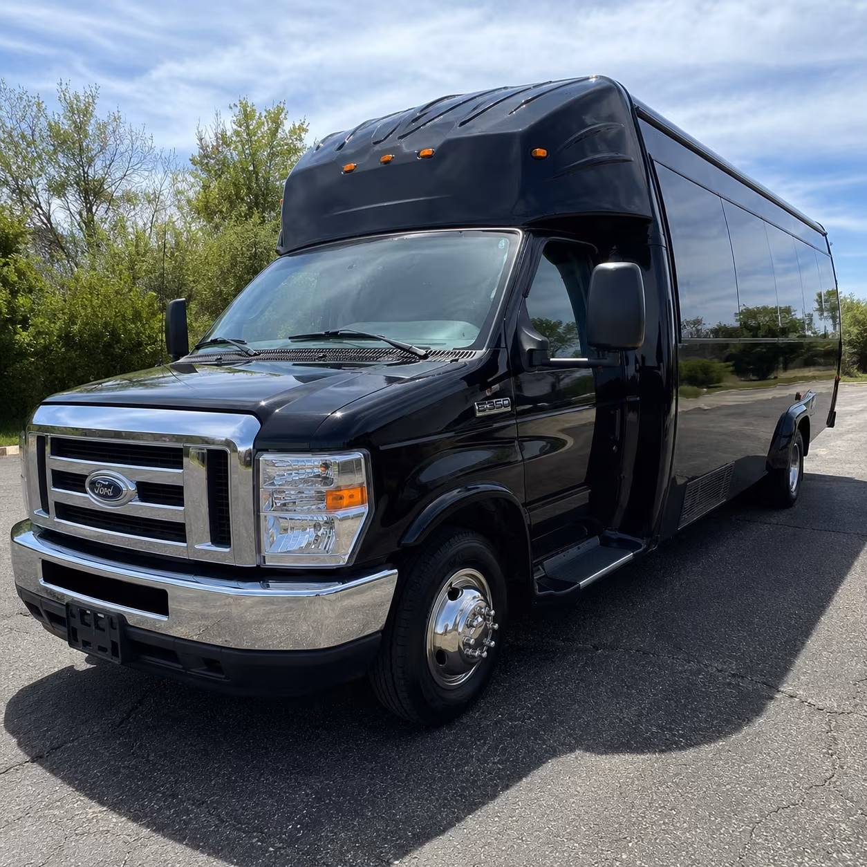 Arlington Homecoming & Prom Party Bus Rentals