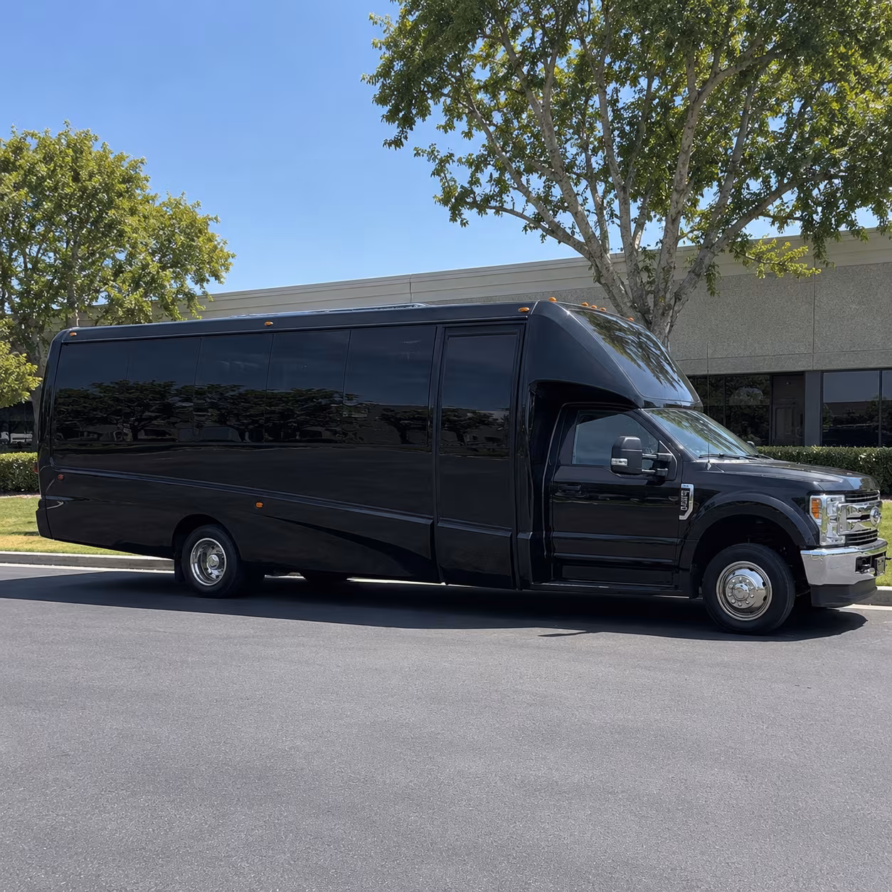 Fort Worth Winery Tour & Pub Crawl Transportation